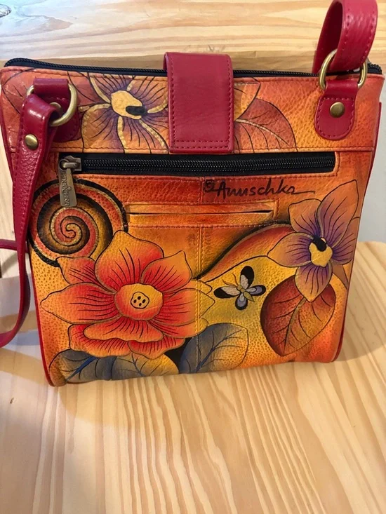 Anuschka Leather Floral Painted Red Crossbody Bag - Picture 4 of 10